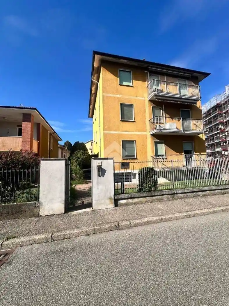 Appartamento in affitto a Pavia