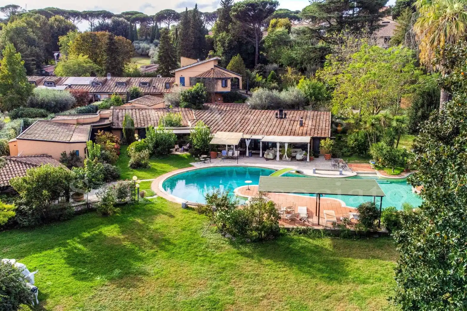 Villa in affitto a Roma