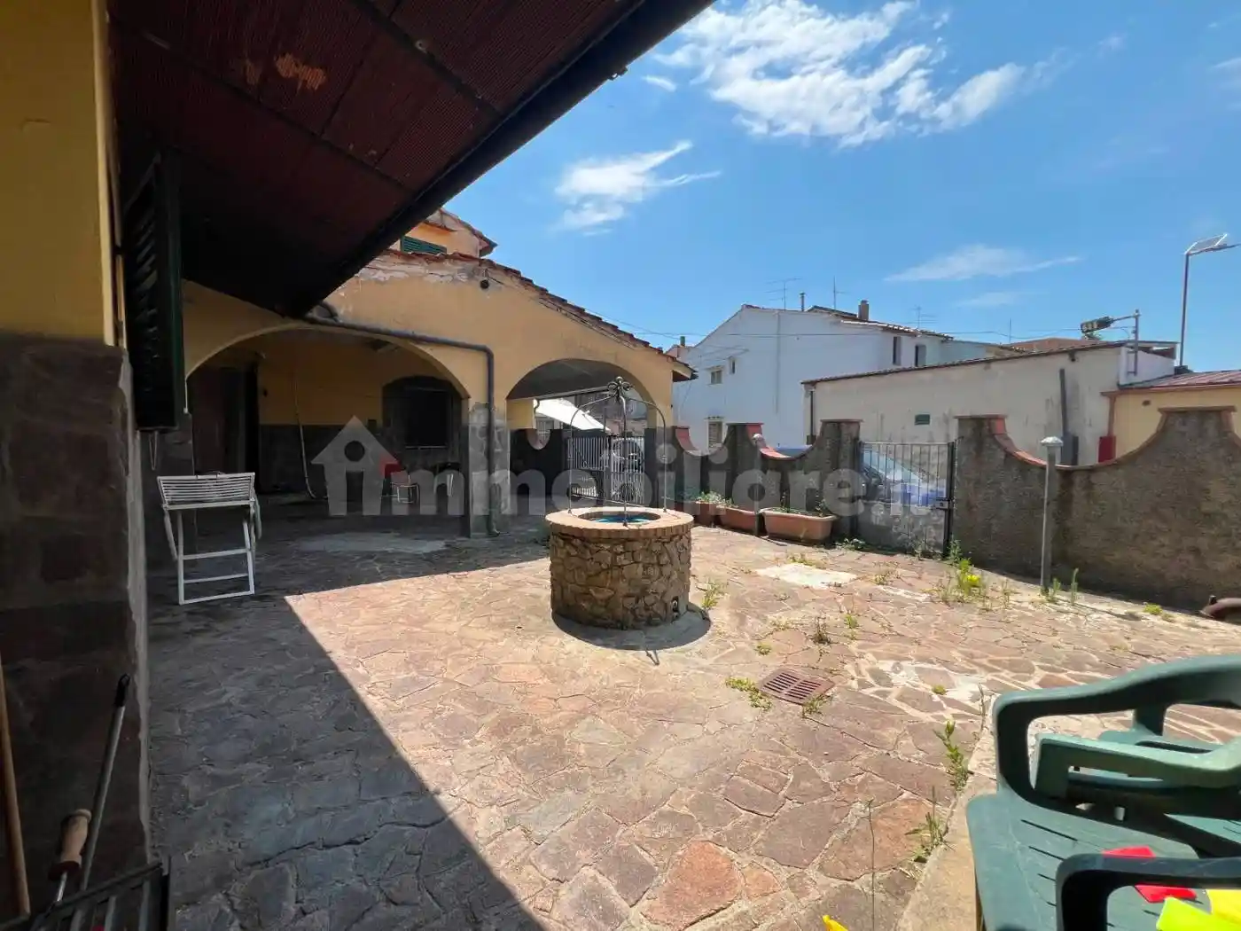 Casa indipendente in vendita a Prato