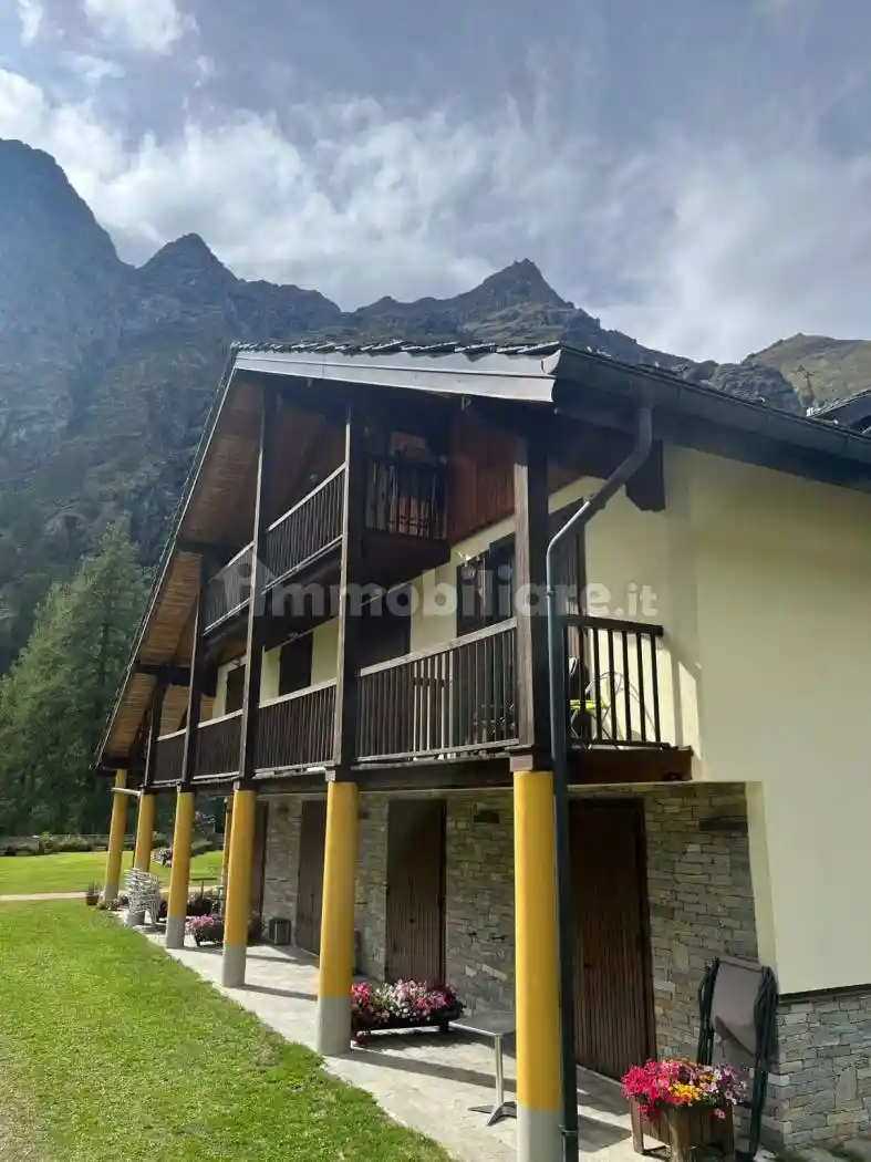 Appartamento in vendita a Gressoney-La-Trinitè