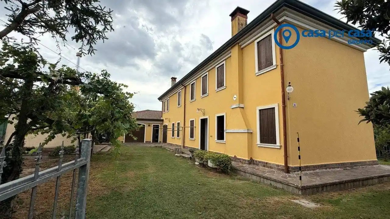 Villa in vendita a Ceregnano