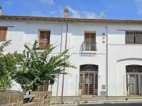 Appartamento in vendita a Montalto di Castro