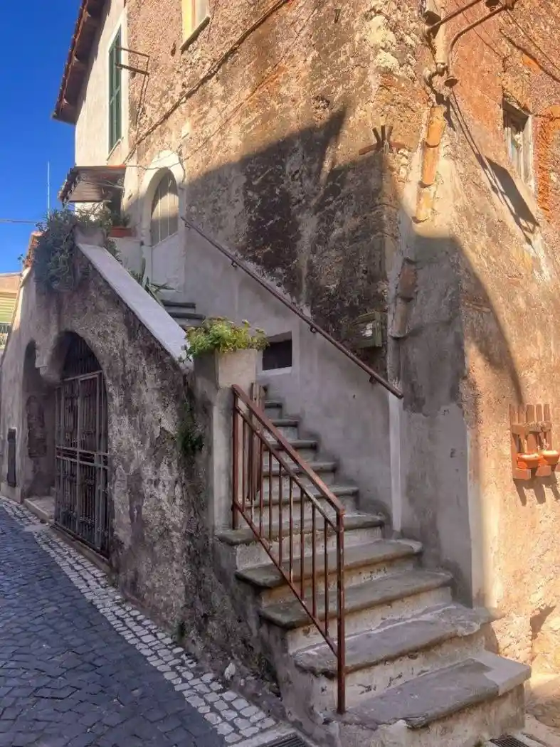 Appartamento in vendita a Castel Madama