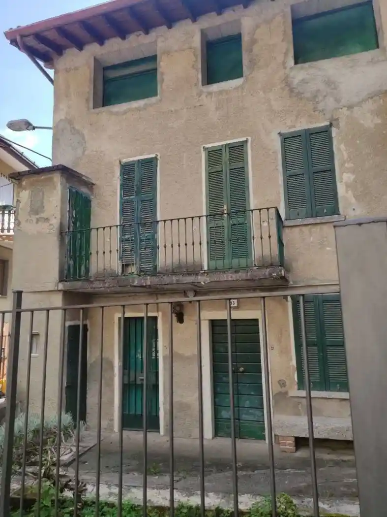 Casa indipendente in vendita a Valbrona