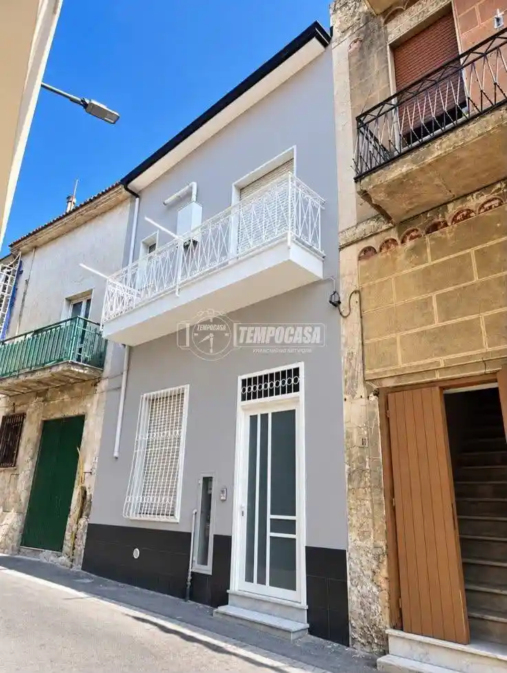 Casa indipendente in vendita a Avella