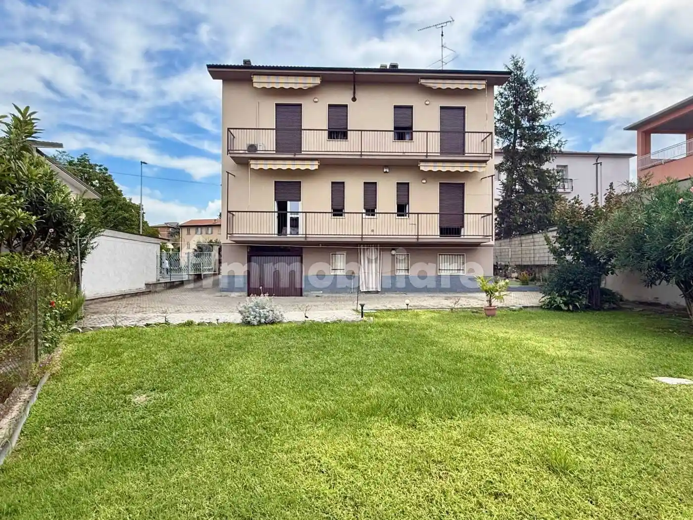 Villa in vendita a Voghera