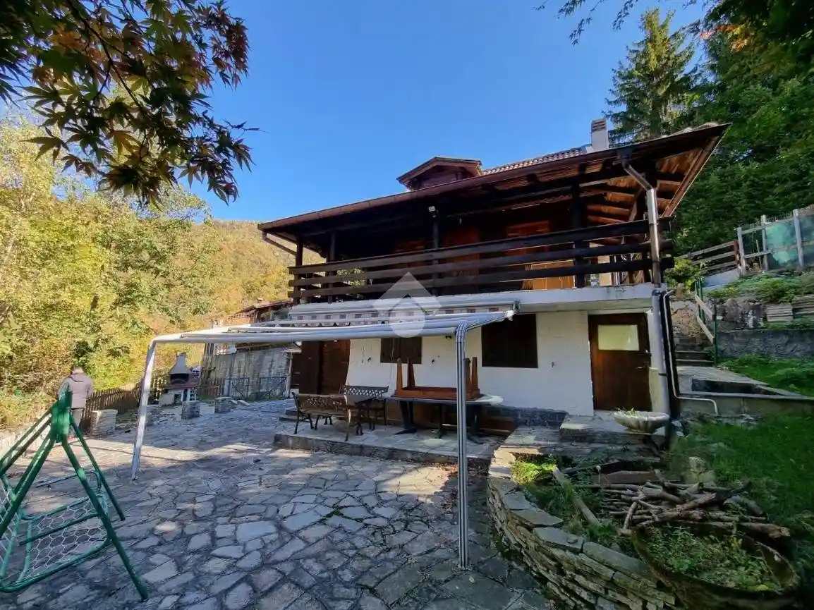 Casa indipendente in vendita a Pessinetto