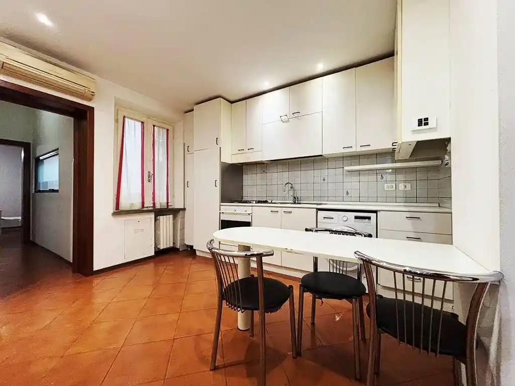 Appartamento in vendita a Parma
