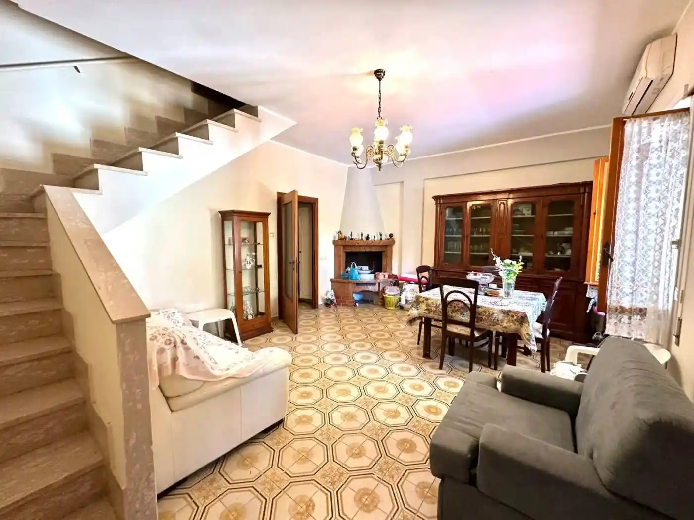 Casa indipendente in vendita a Ladispoli