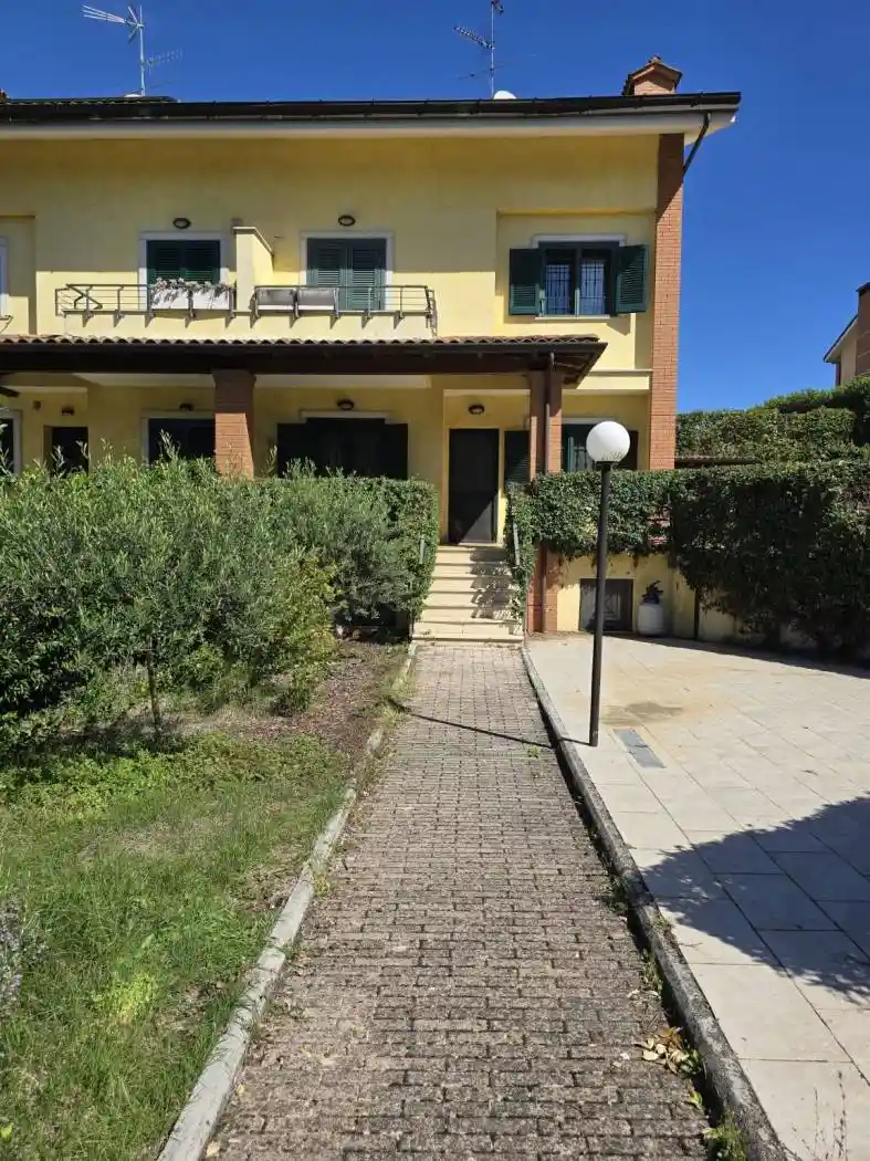 Villa in vendita a Valmontone