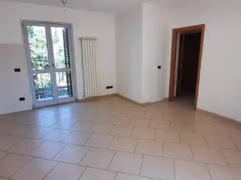 Appartamento in affitto a Cappelle sul Tavo