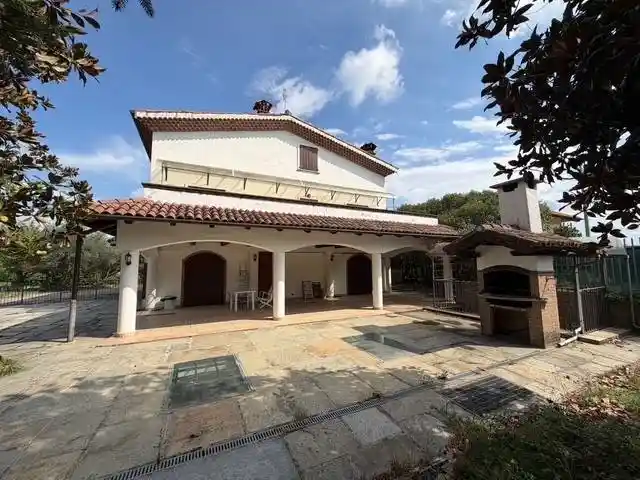 Villa in vendita a San Secondo di Pinerolo