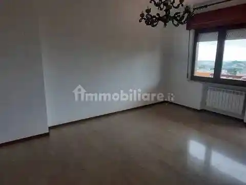 Appartamento in vendita a Loreto Aprutino