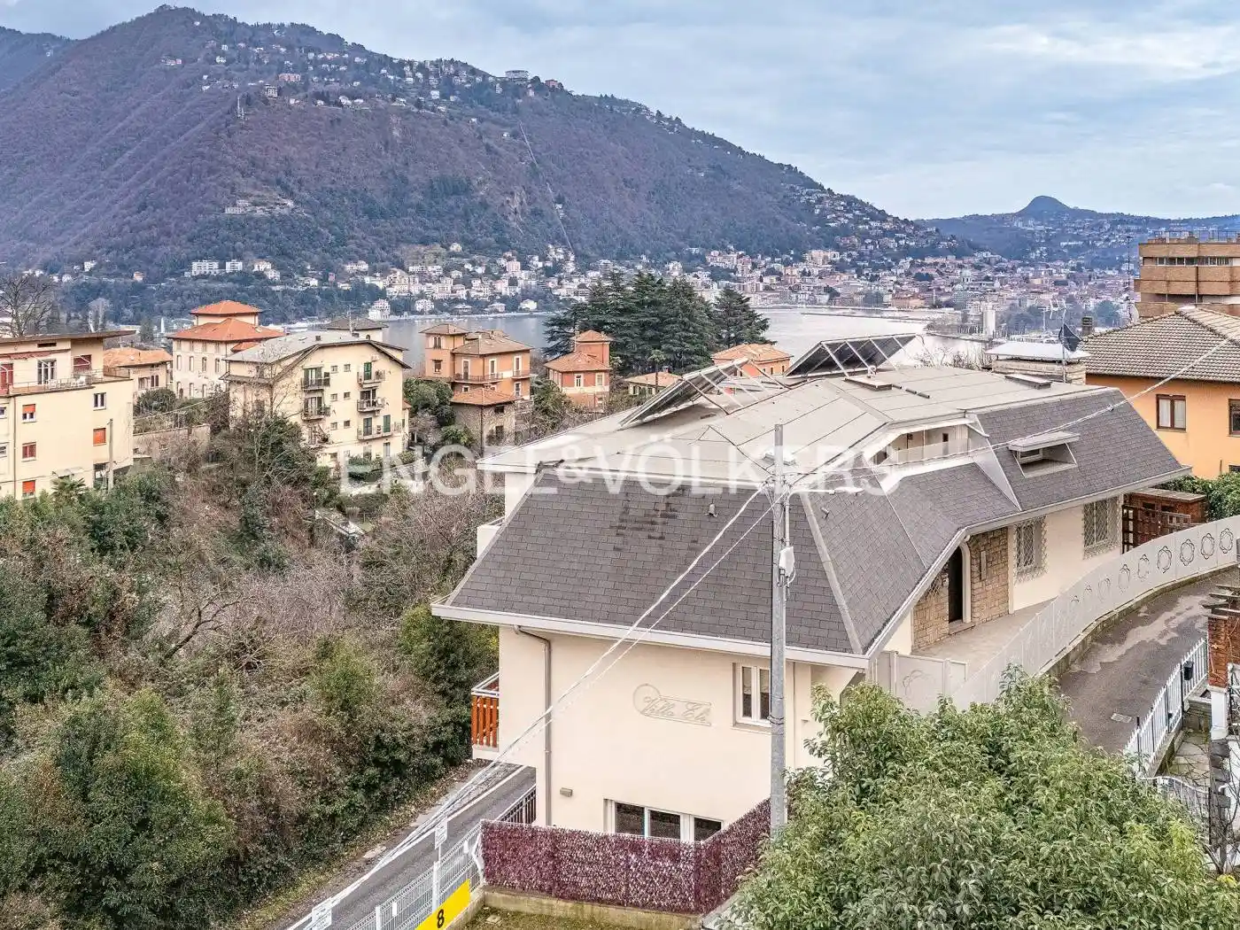 Appartamento in vendita a Como