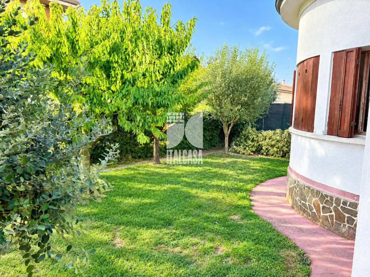 Villa in vendita a Mantova
