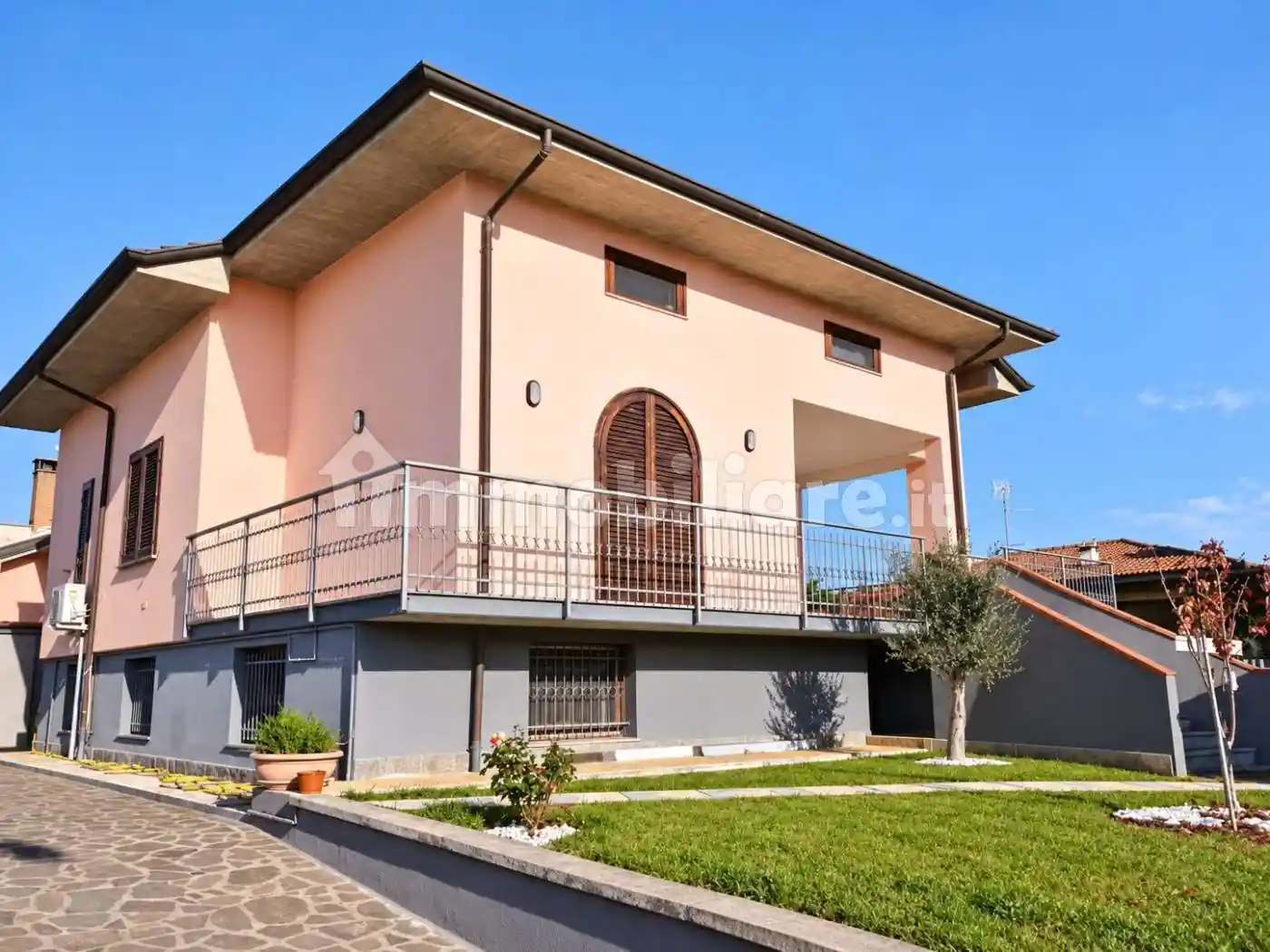 Villa in vendita a Torrazza Coste