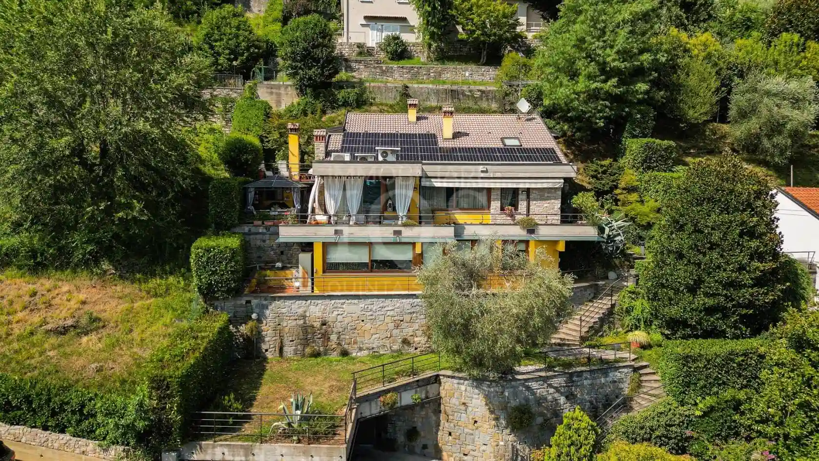 Villa - foto 2