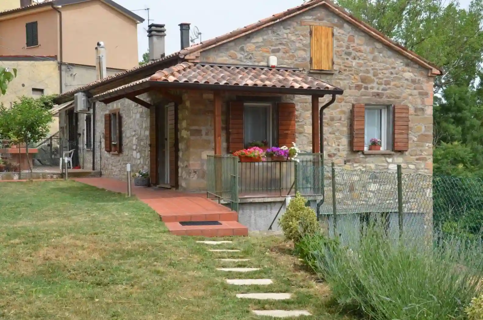 Casa indipendente - foto 2