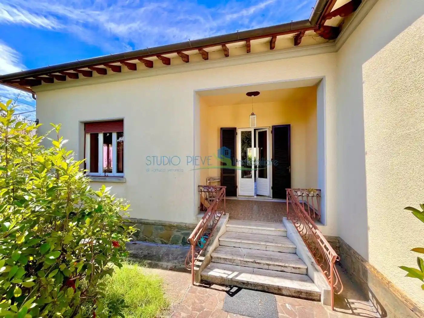 Villa in vendita a Uzzano