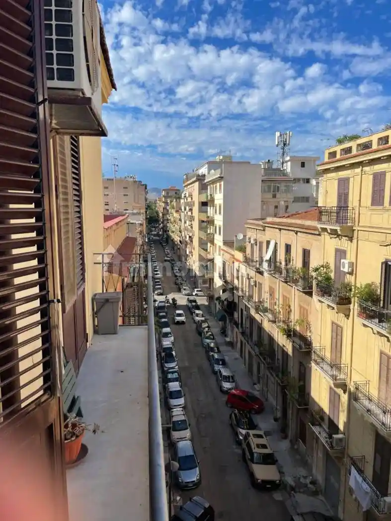 Appartamento in vendita a Palermo