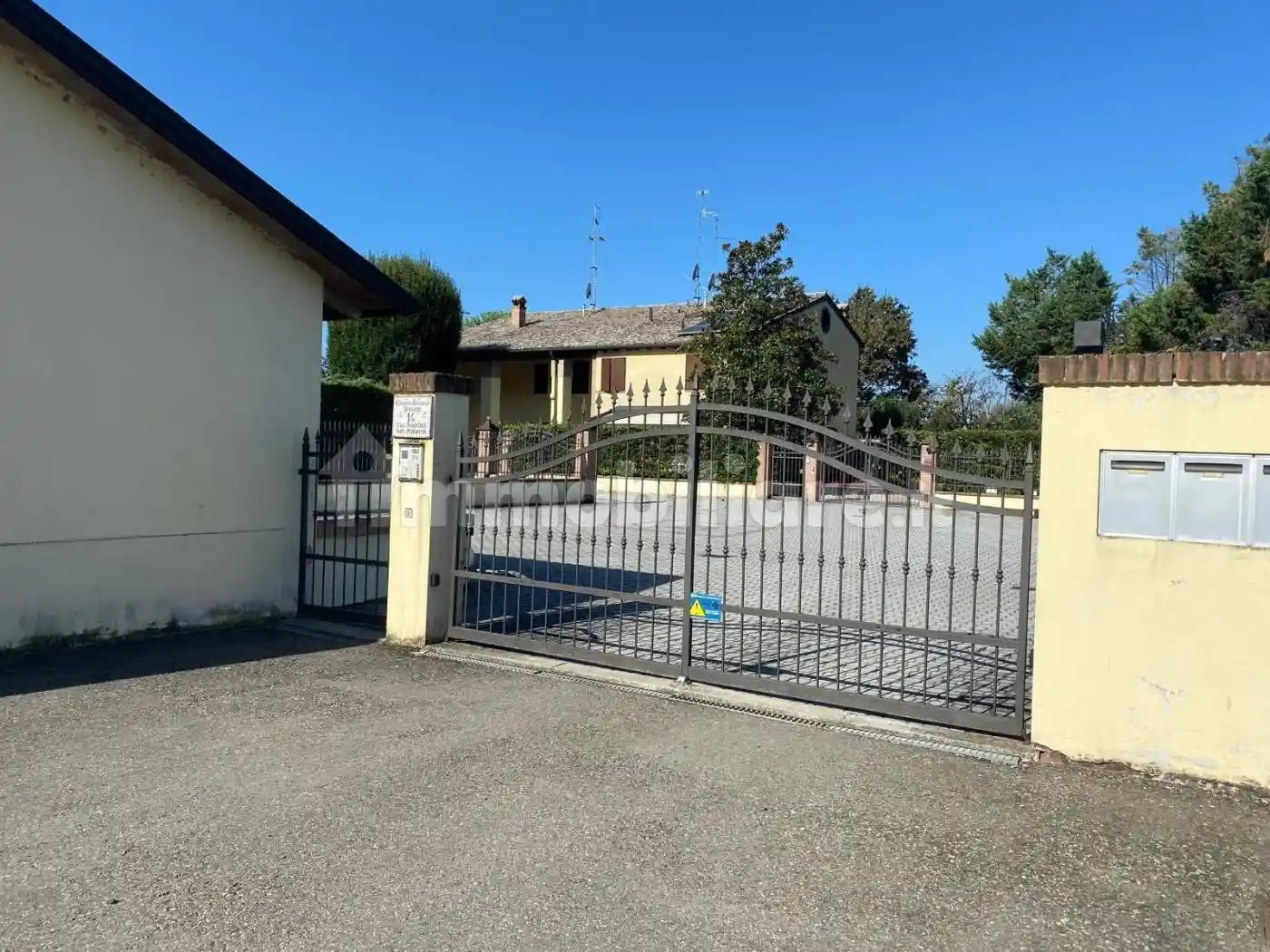 Villa in vendita a Parma