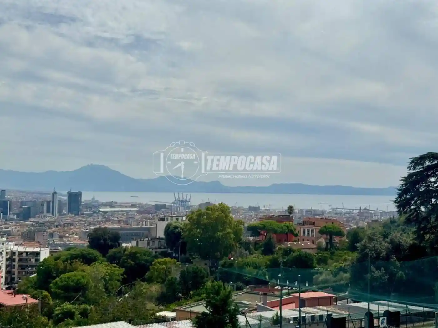 Appartamento in vendita a Napoli