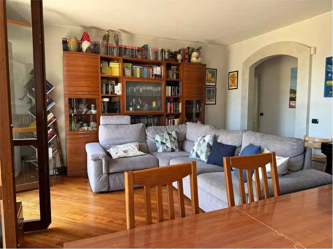 Appartamento in vendita a Modena