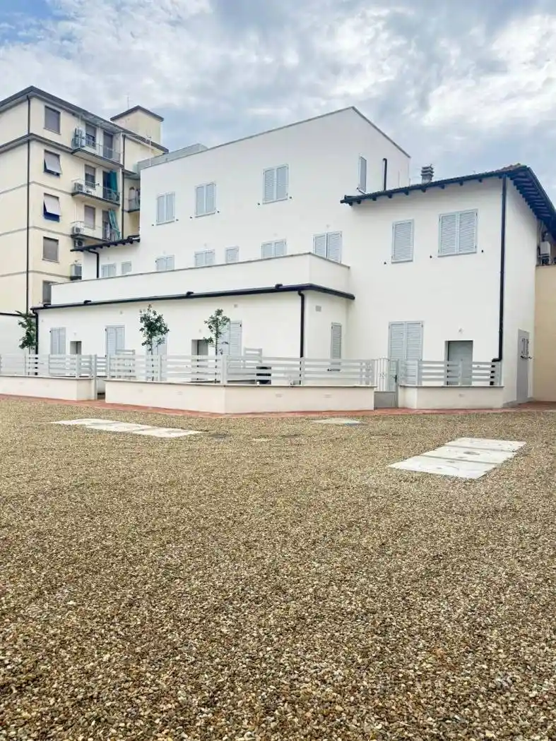Casa indipendente in vendita a Firenze