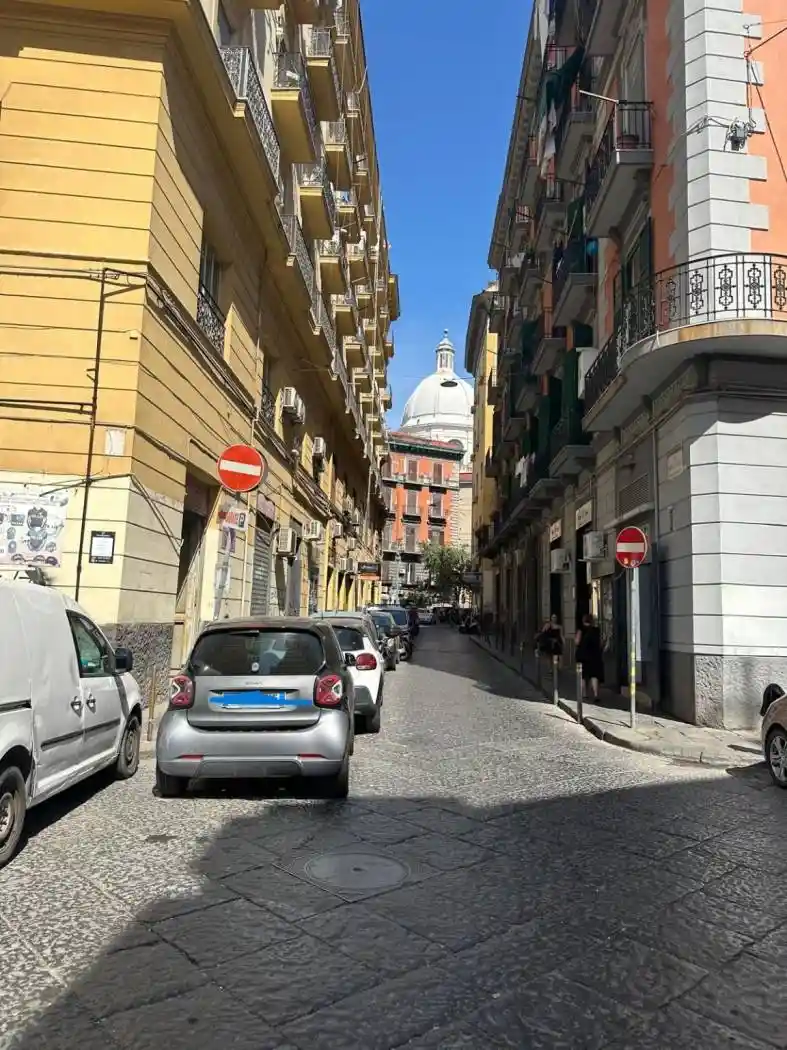 Appartamento in vendita a Napoli