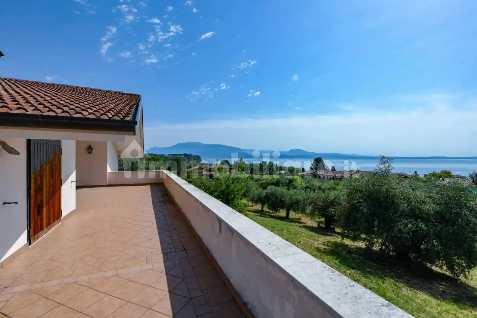 Villa in vendita a Manerba del Garda