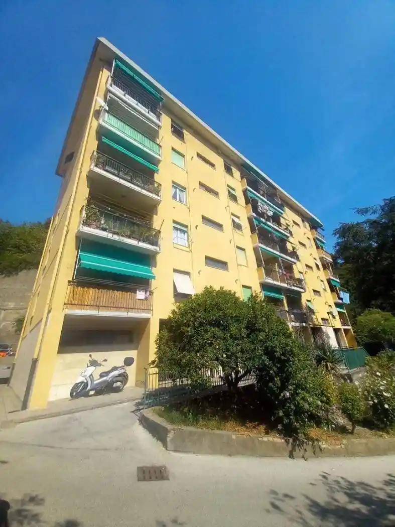 Appartamento in vendita a Genova