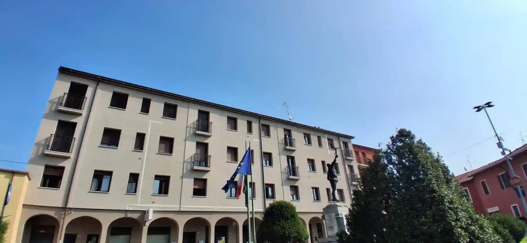 Appartamento in vendita a Cernusco Lombardone