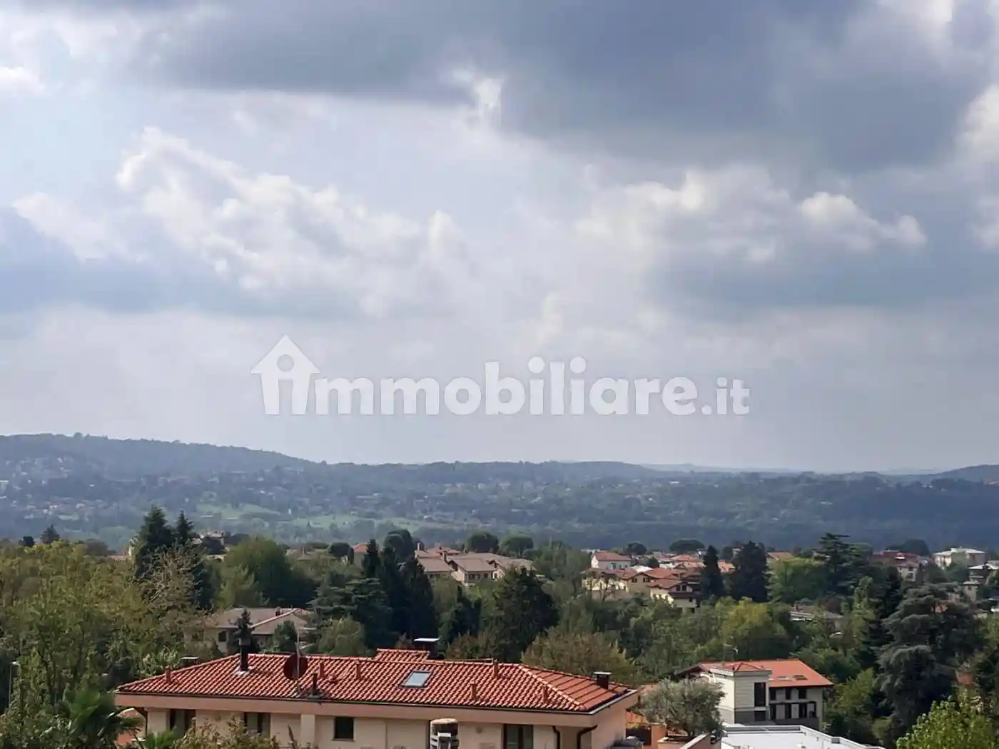 Appartamento in vendita a Varese