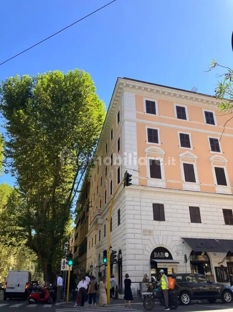 Palazzo - Edificio in affitto a Roma
