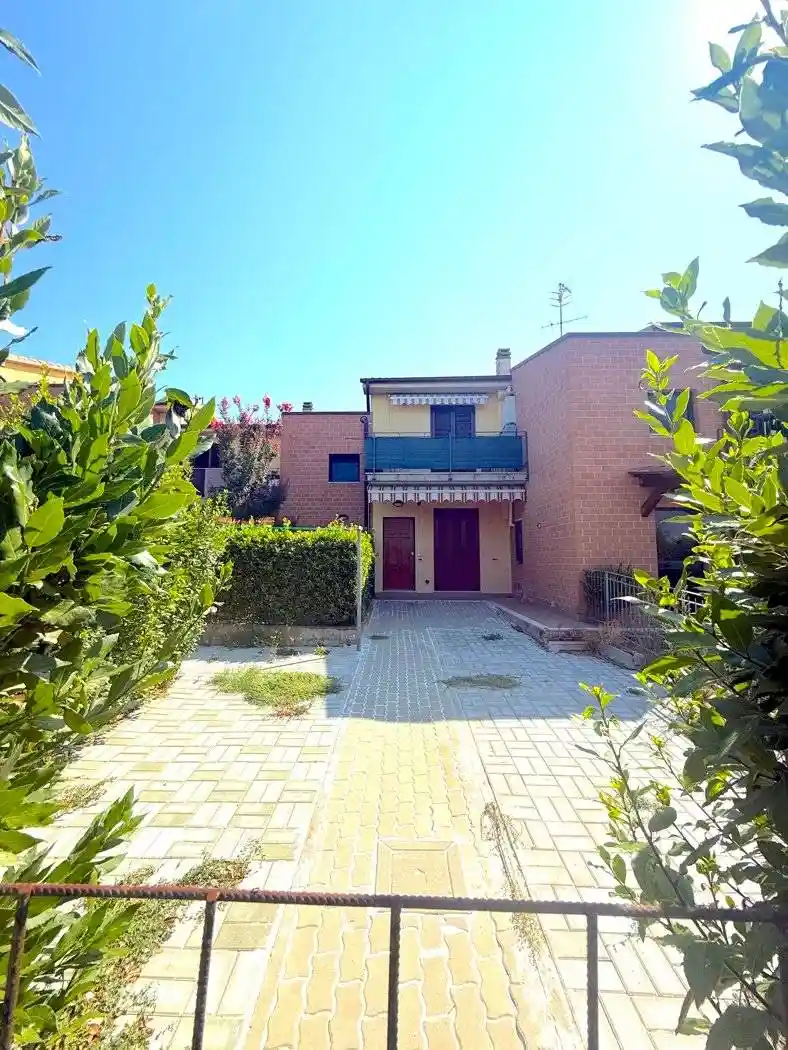Appartamento in vendita a Roccastrada