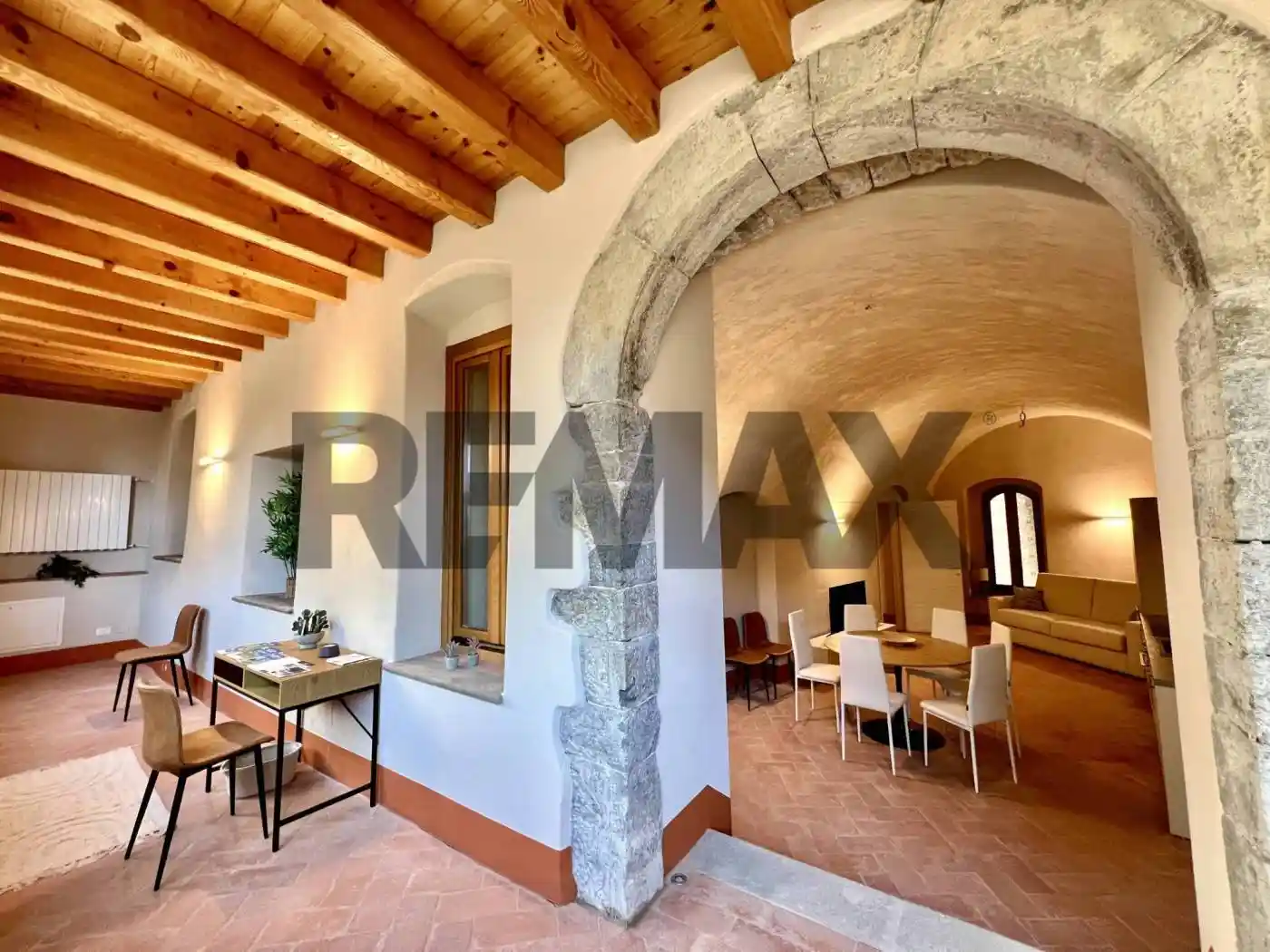 Appartamento in vendita a Riva di Solto