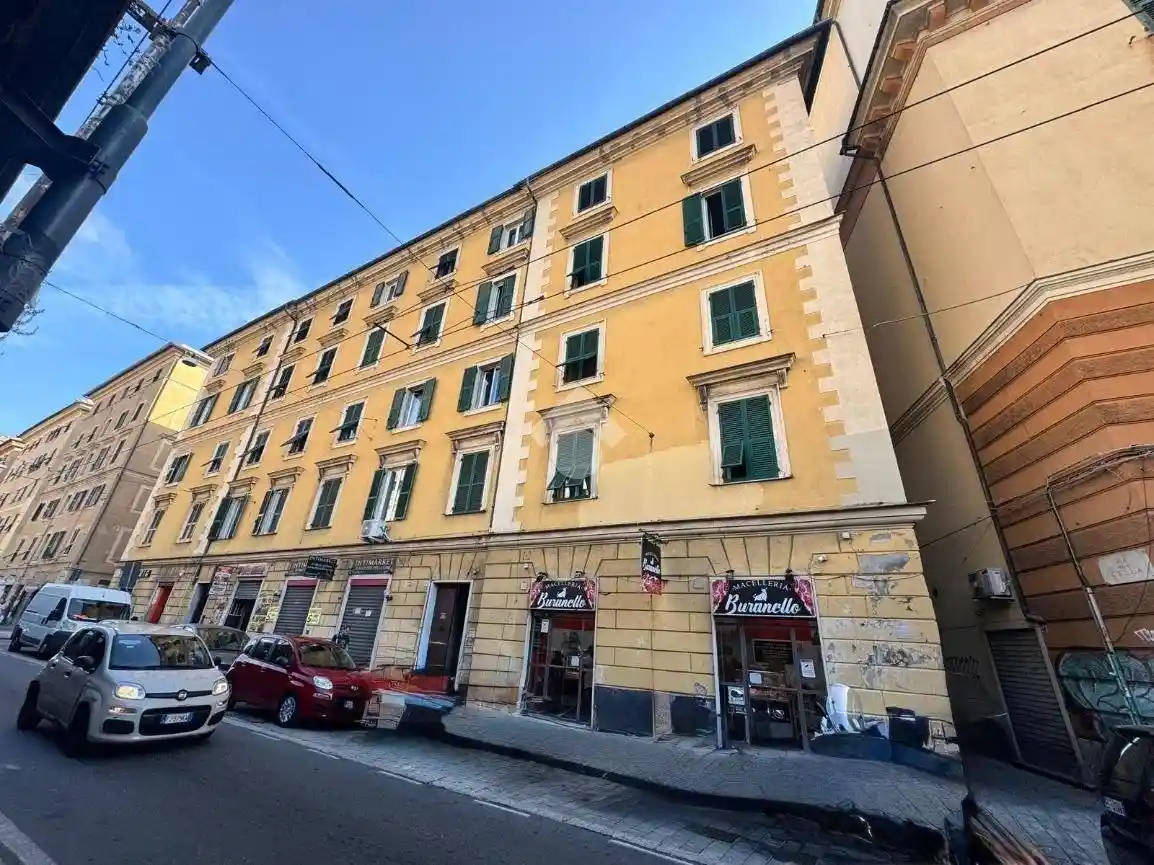 Appartamento in vendita a Genova