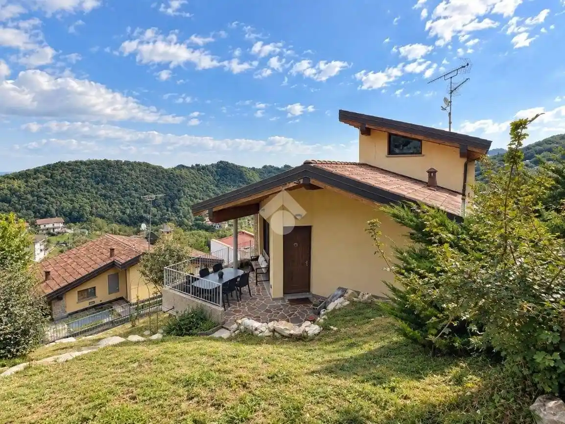 Villa in vendita a Palazzago