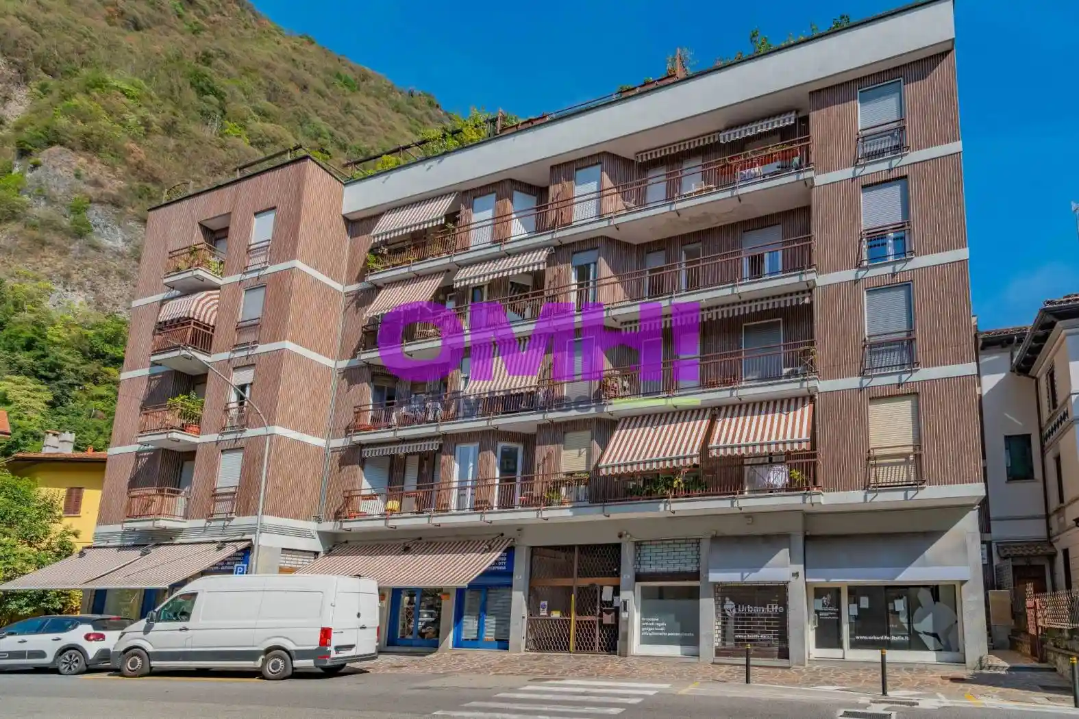 Appartamento in vendita a Laveno-Mombello