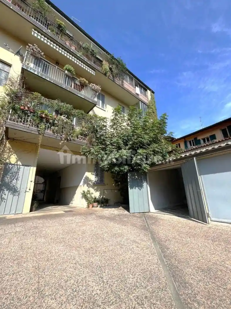 Appartamento in vendita a Pavia