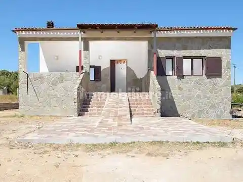 Villa in vendita a Telti