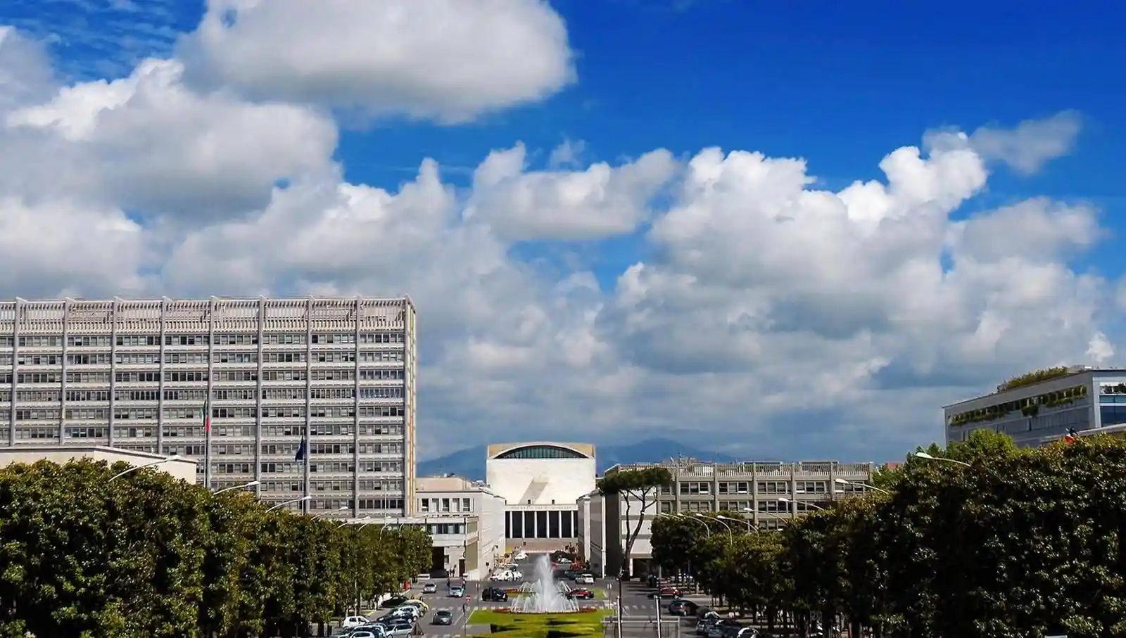Palazzo - Edificio in vendita a Roma