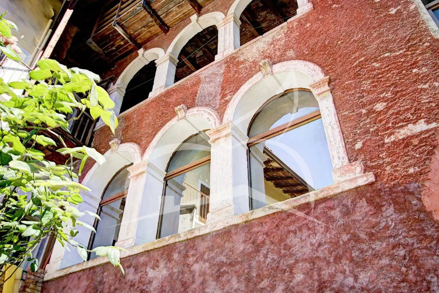 Casa indipendente in vendita a Dro