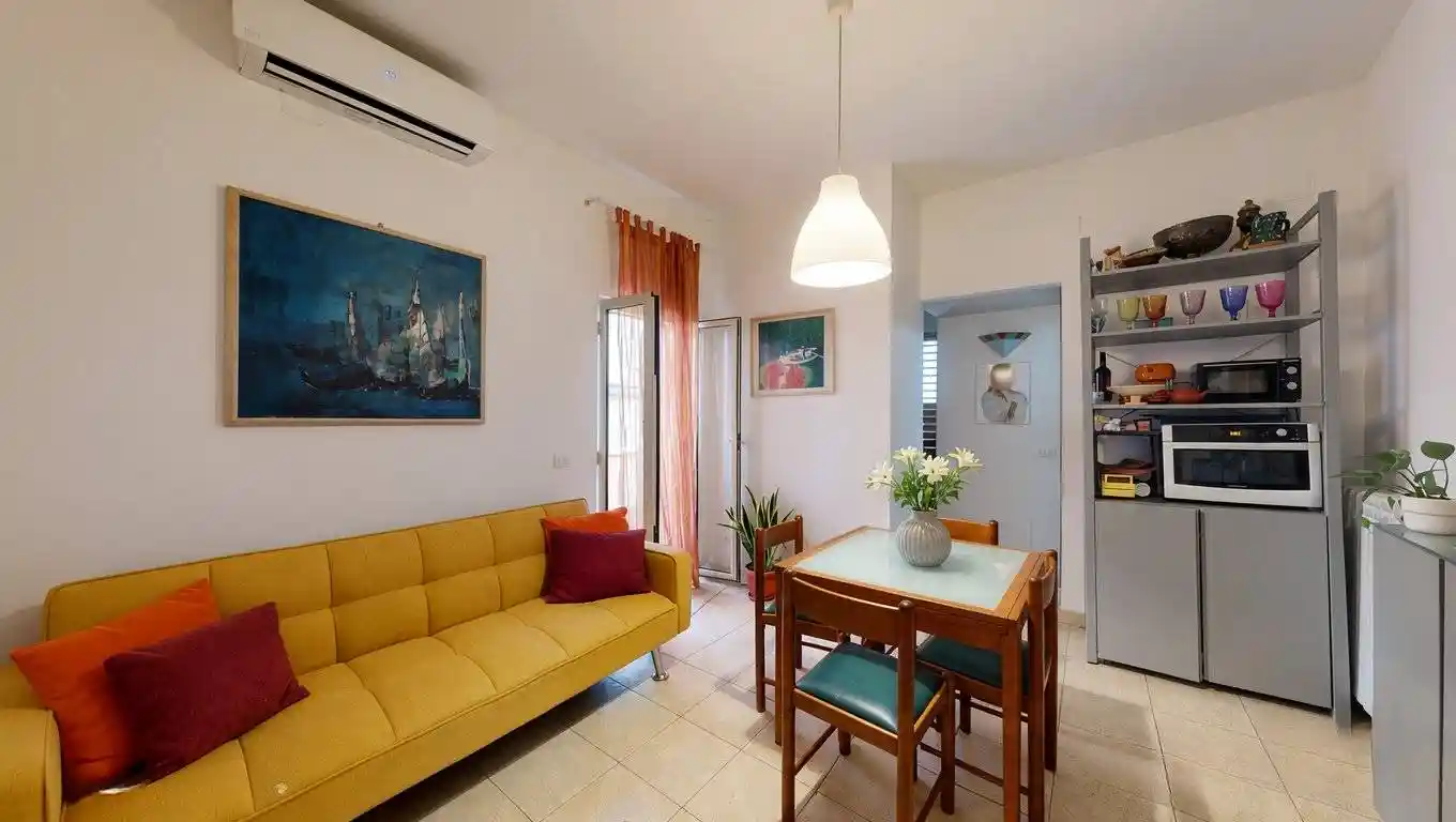 Appartamento in vendita a Napoli