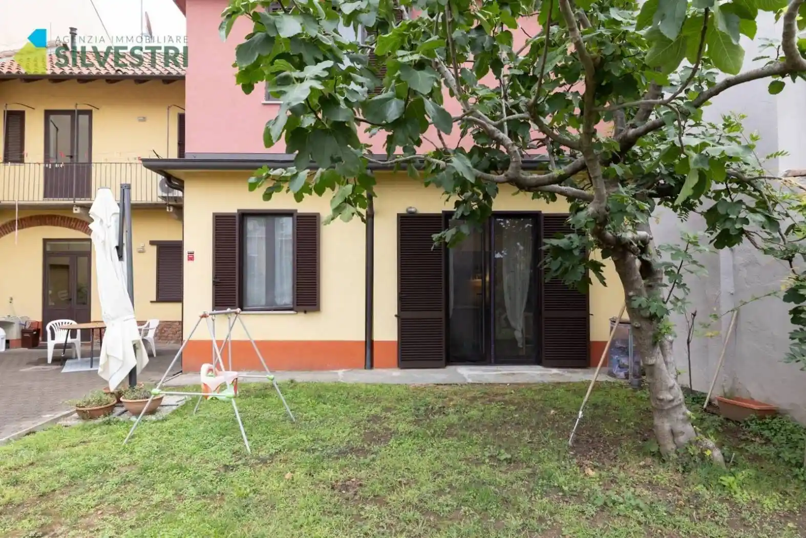 Villa in vendita a Novara