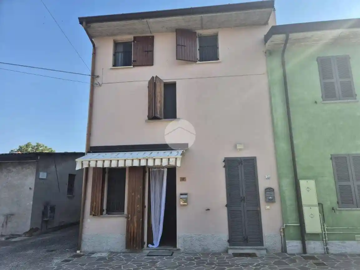 Rustico - Casale in vendita a Pieve Porto Morone