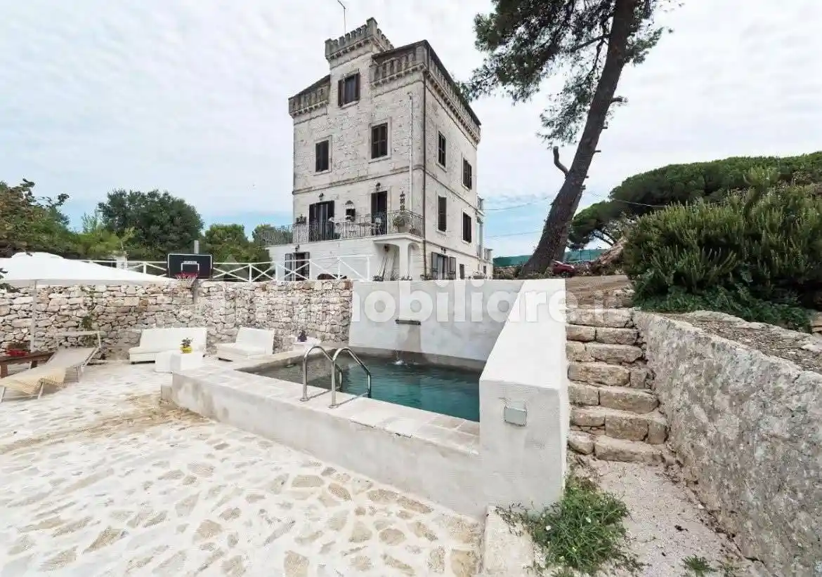 Rustico - Casale in vendita a Ostuni