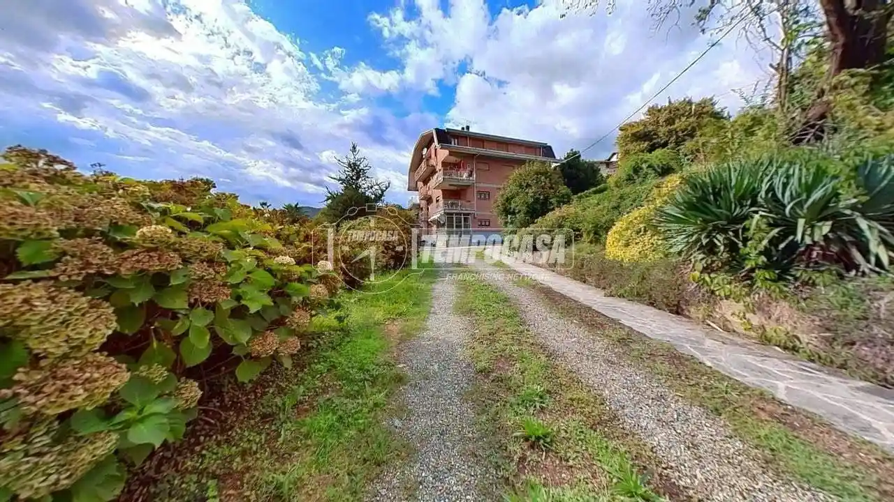 Palazzo - Edificio in vendita a Coassolo Torinese
