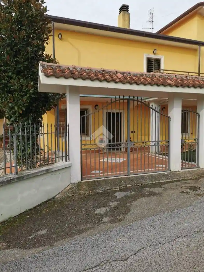 Appartamento in affitto a Alatri