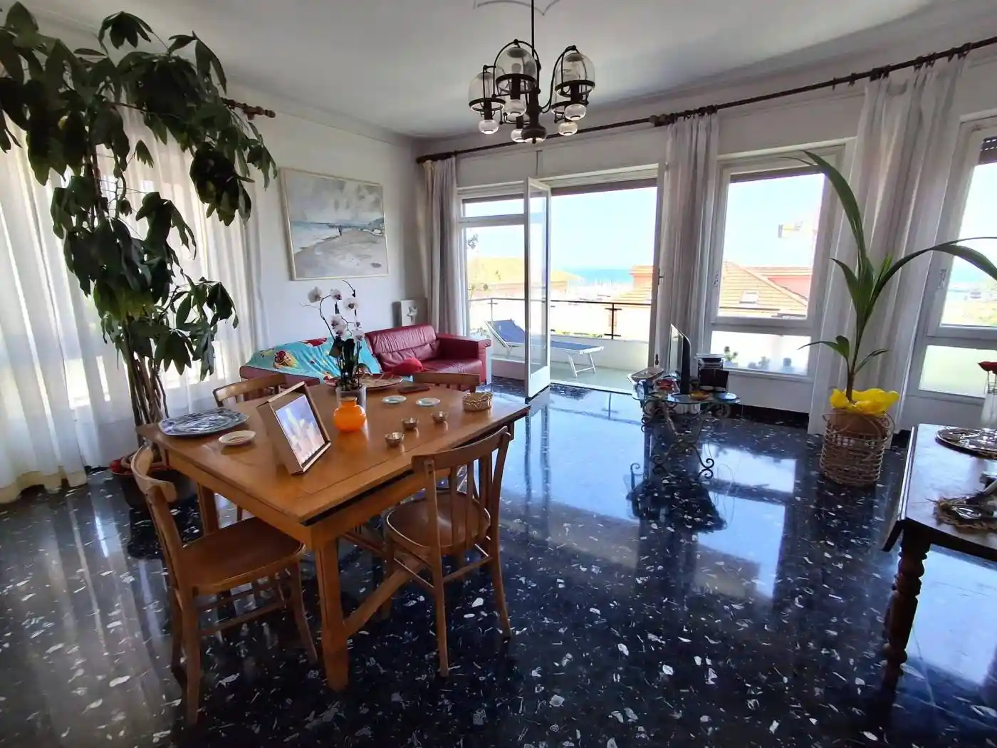 Appartamento in vendita a Imperia